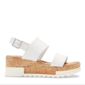 Steve Madden Brenda wedge Sandals size 7.5 white